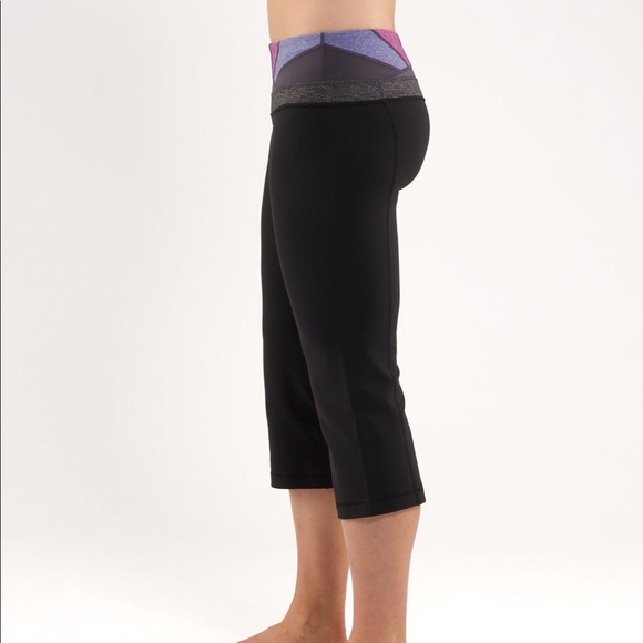 lululemon athletica Pants - Lululemon Groove Crop